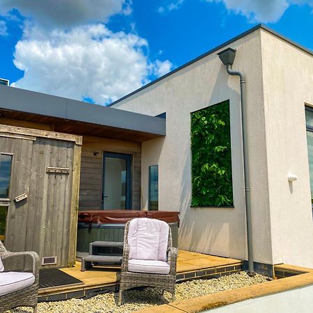 The Retreat, Sauna & Hot Tub, Charming & Cosy Gem Blandford Forum Bagian luar foto