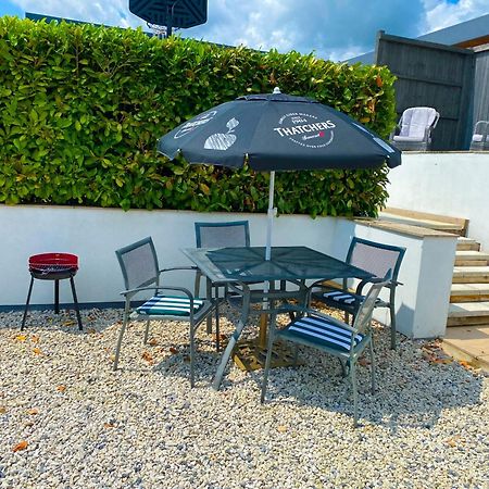 The Retreat, Sauna & Hot Tub, Charming & Cosy Gem Blandford Forum Bagian luar foto