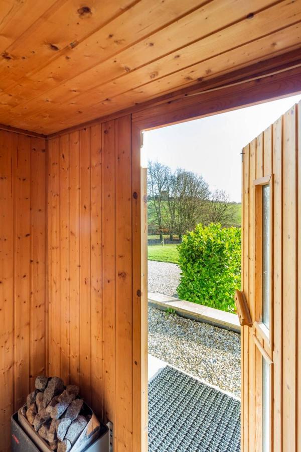 The Retreat, Sauna & Hot Tub, Charming & Cosy Gem Blandford Forum Bagian luar foto