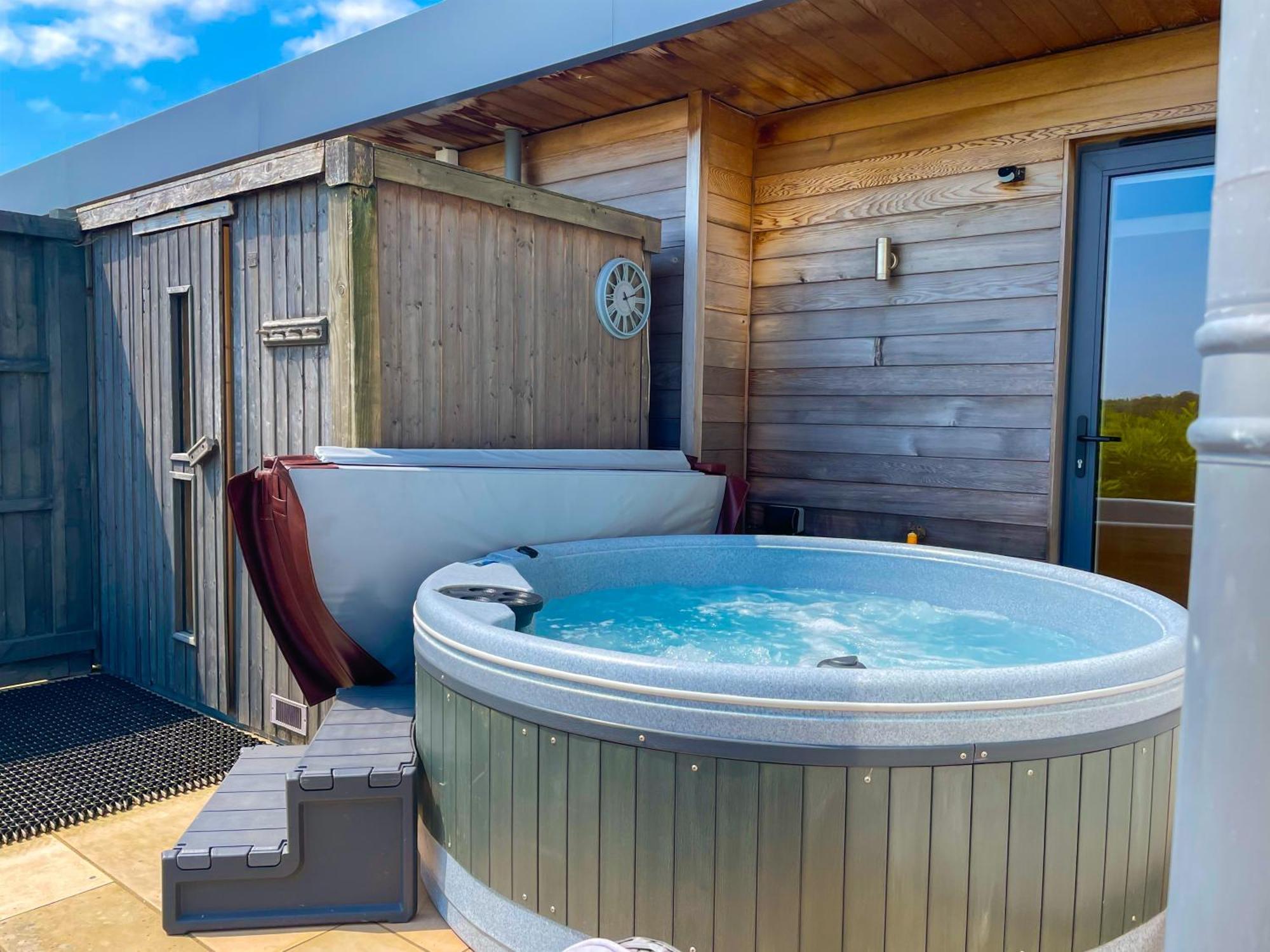 The Retreat, Sauna & Hot Tub, Charming & Cosy Gem Blandford Forum Bagian luar foto