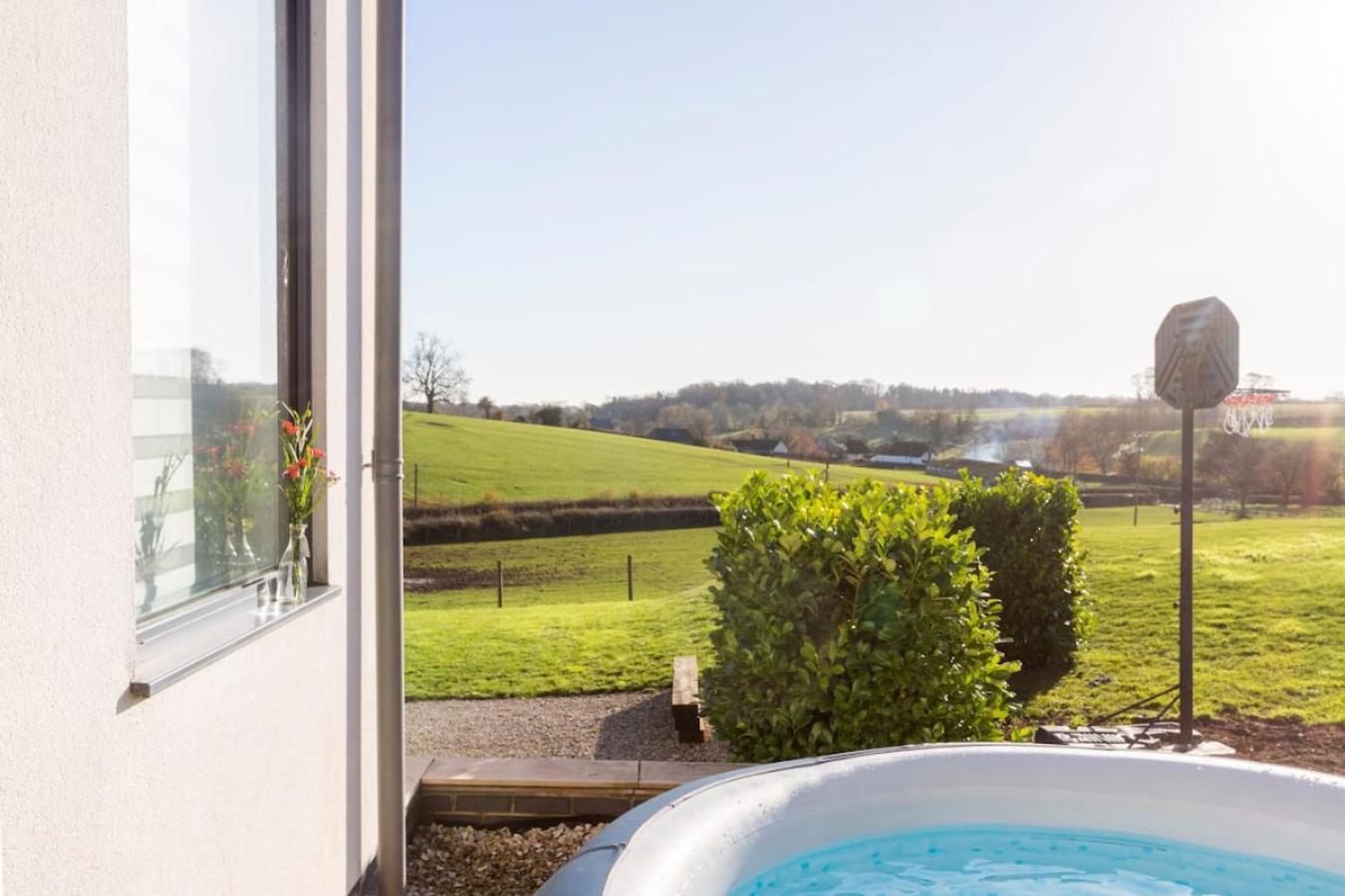 The Retreat, Sauna & Hot Tub, Charming & Cosy Gem Blandford Forum Bagian luar foto